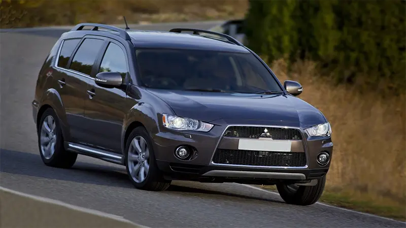 Second generation Mitsubishi Outlander